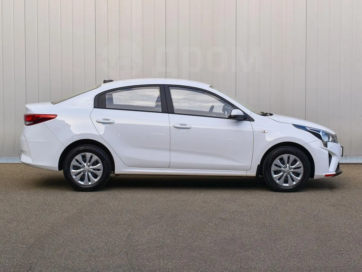 Kia Rio Image 6