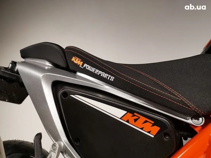 KTM 690 Image 3